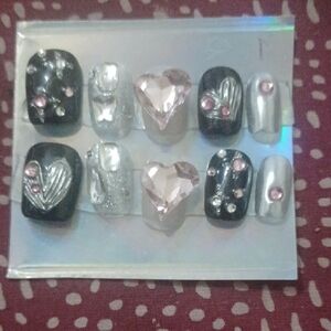 Hand Crafted Black and Silver Nail Art Set